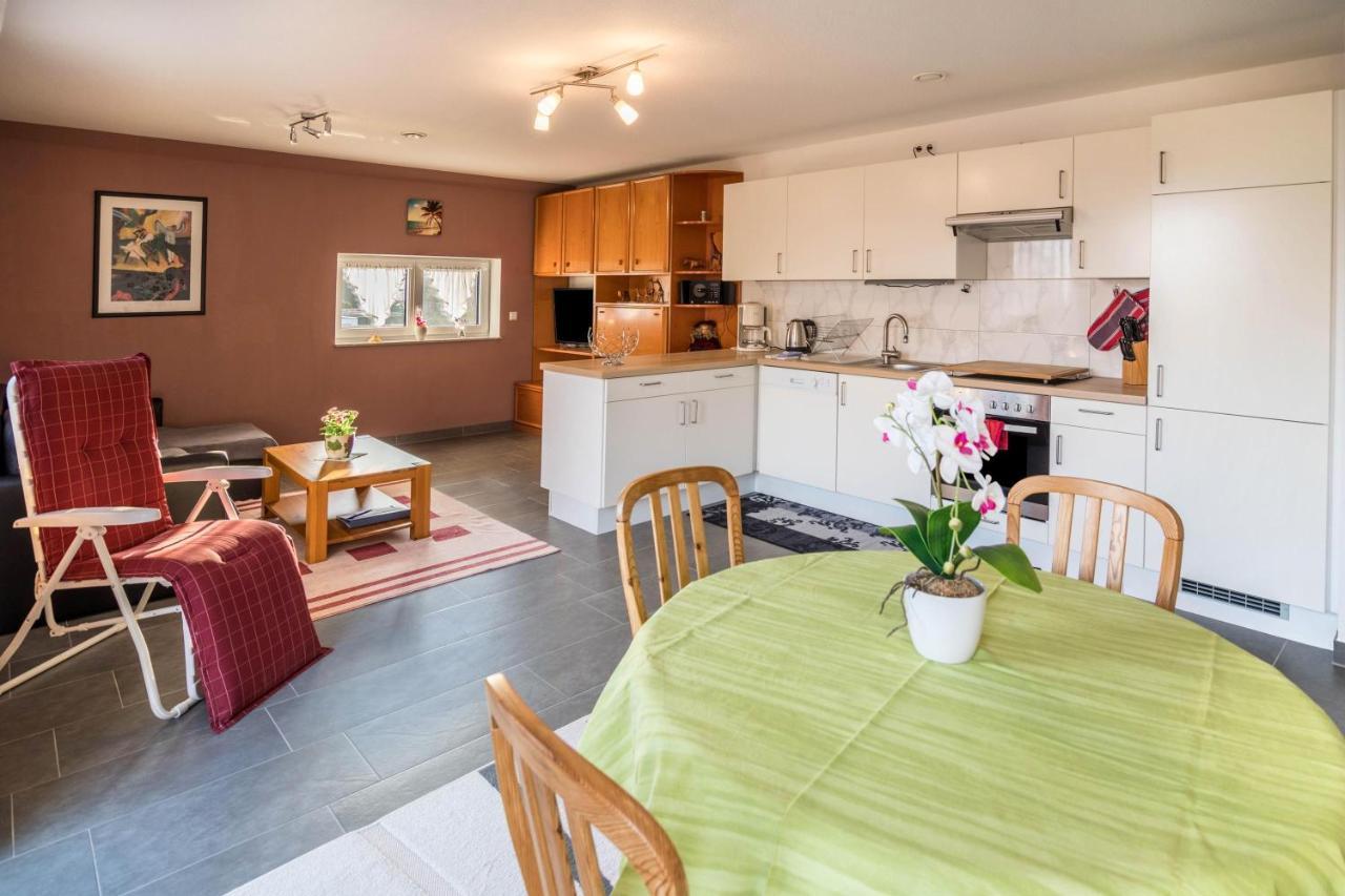 Haus Ruther - Wohnung 2 บาด เซาล์เกา ภายนอก รูปภาพ